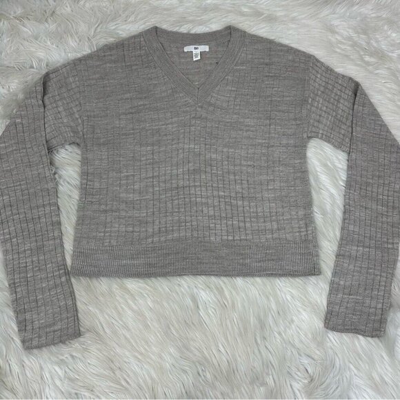 BP Reagan Women's NWT Heather Gray V-Neck Long Sleeve Ribbed Knit Sweater M/C30 - Picture 5 of 8